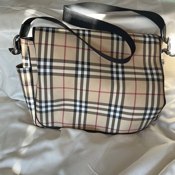 Classic plaid Burberry Crossbody/ diaper bag - Picture 1 of 11